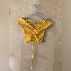 Teens XS yellow crop top